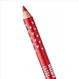 Lápis Labial de Madeira Ruby Kisses Ultra-easy Lip Liner Red 1,5g